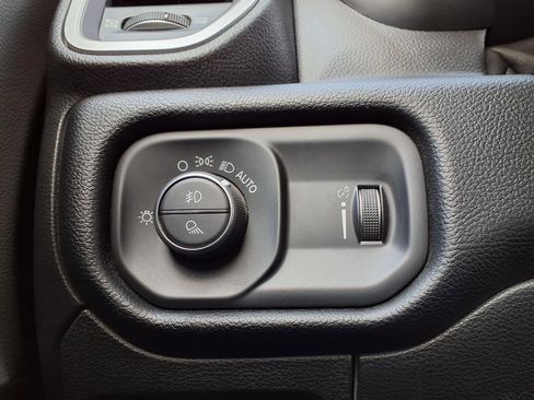 Certified 2020 RAM 1500 Big Horn image 12