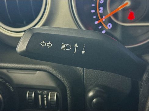 Used 2021 Jeep Wrangler Unlimited Sport image 12