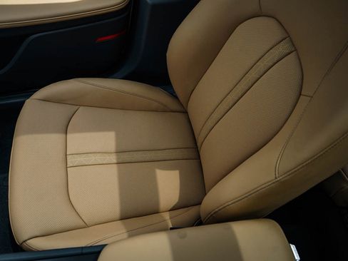 New 2025 Hyundai Sonata Limited image 24