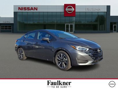 New 2025 Nissan Versa SV w/ Trunk Package