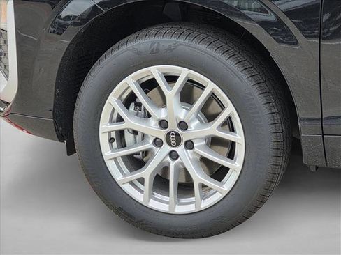 New 2026 Audi Q3 quattro 2.0T AWD/4WD image 6