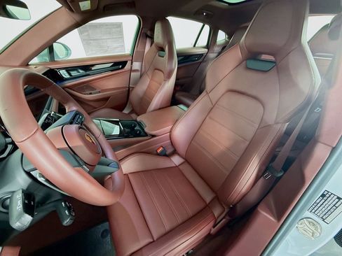 New 2026 Porsche Panamera image 5