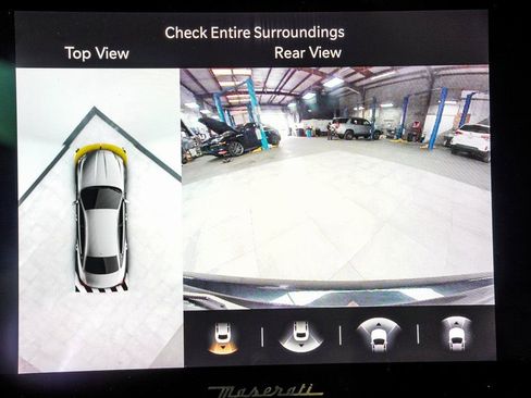 Used 2022 Maserati Quattroporte Modena Q4 image 28