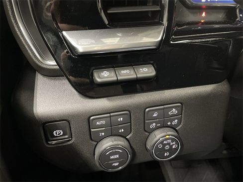 New 2026 Chevrolet Silverado 3500 LTZ w/ LTZ Convenience Package image 33