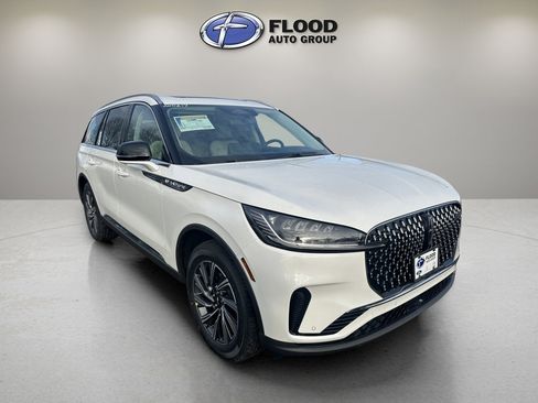 New 2026 Lincoln Aviator AWD image 1