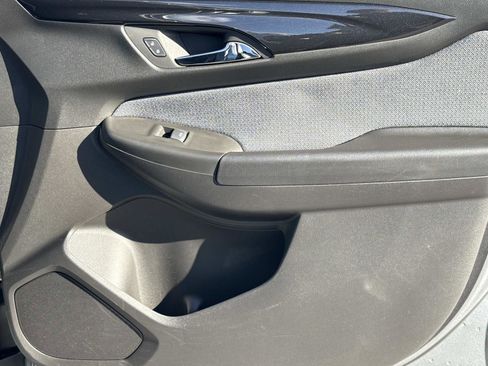 Used 2025 Chevrolet TrailBlazer LT w/ Convenience Package image 18