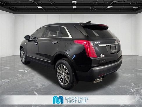 Used 2018 Cadillac XT5 Luxury w/ Driver Awareness Package image 3