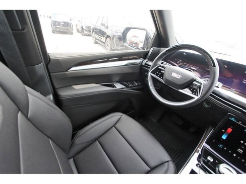 New 2026 Cadillac Escalade ESV 2WD image 8
