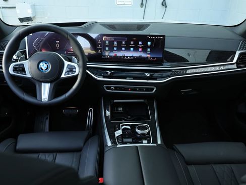 New 2026 BMW X5 xDrive50e w/ M Sport Package AWD/4WD image 28
