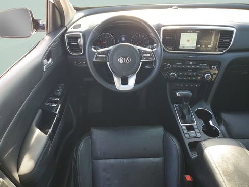 Used 2021 Kia Sportage EX w/ EX Technology Package AWD/4WD image 12
