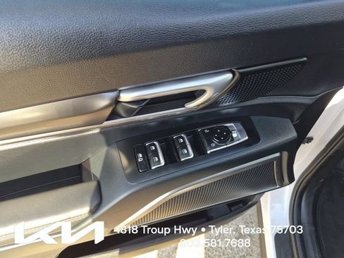 Certified 2025 Kia Telluride S AWD/4WD image 24