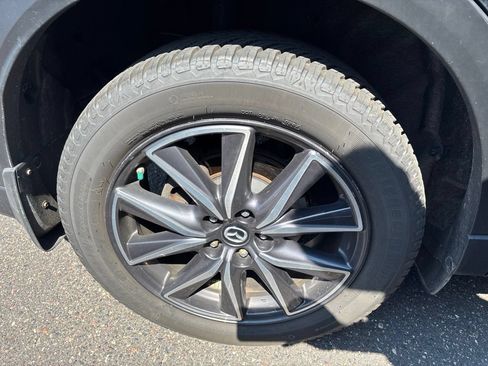 Used 2018 MAZDA CX-5 Touring w/ Preferred Equipment Package AWD/4WD image 6