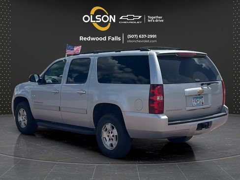 Used 2014 Chevrolet Suburban LT AWD/4WD image 3