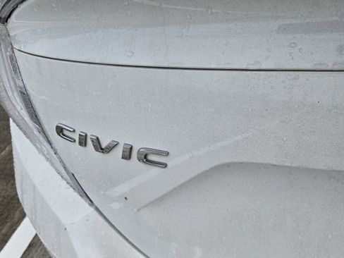 Used 2021 Honda Civic Sport image 11