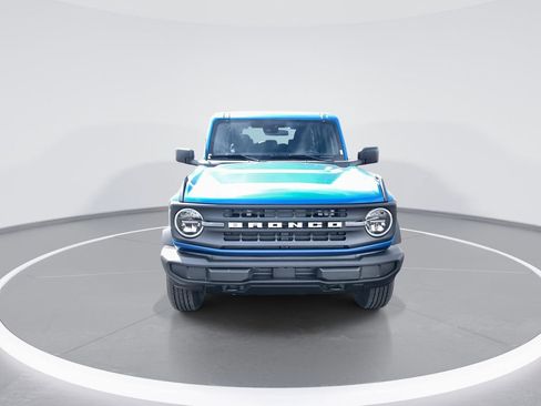 New 2025 Ford Bronco 4-Door image 3