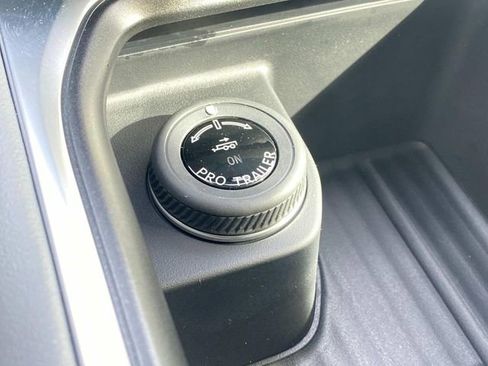 New 2026 Ford Expedition Active RWD image 25