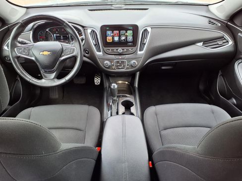 Used 2016 Chevrolet Malibu LT FWD image 12