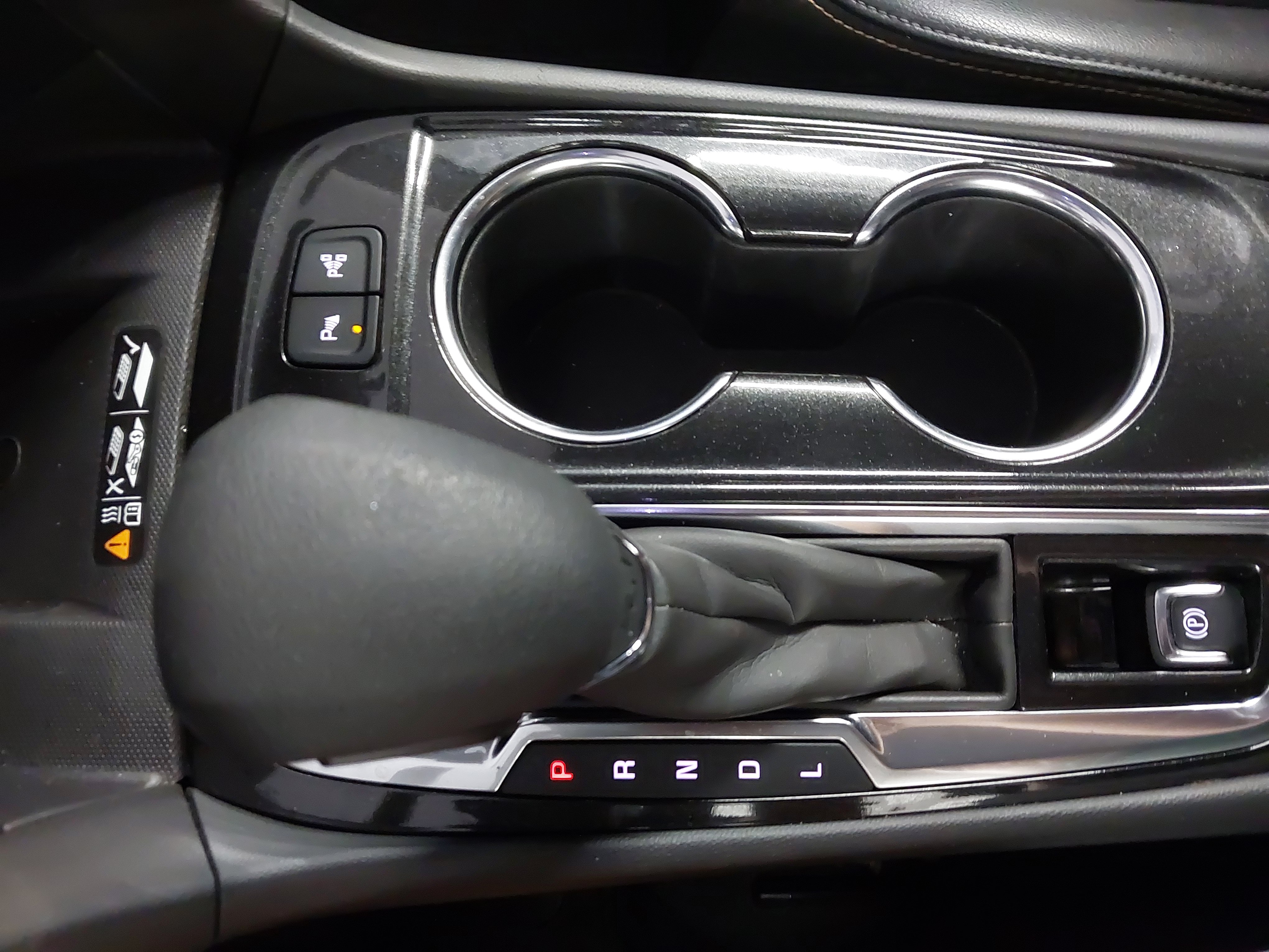 Used 2024 Chevrolet Equinox Premier AWD/4WD image 22