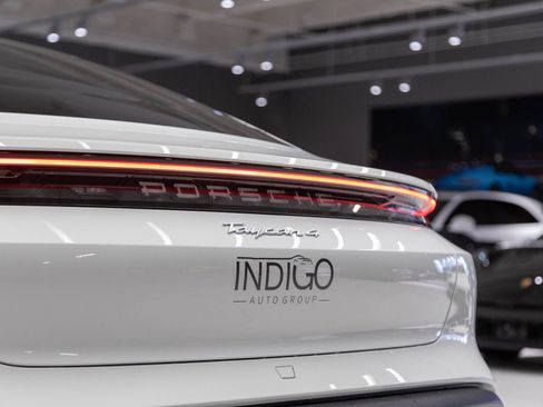 Certified 2025 Porsche Taycan AWD/4WD image 31