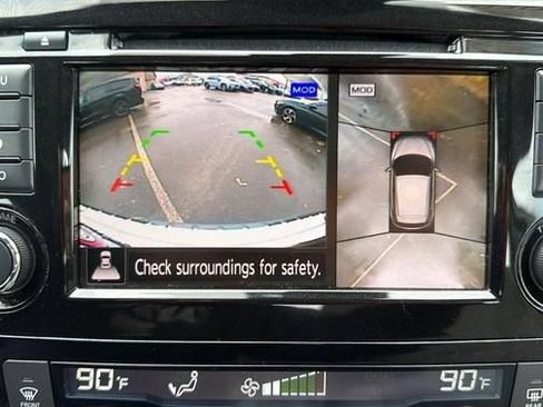 Used 2022 Nissan Rogue Sport SL AWD/4WD image 17