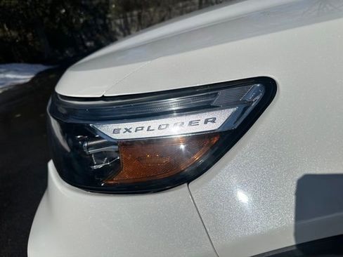 Used 2023 Ford Explorer ST-Line w/ Class IV Trailer Tow Package image 16