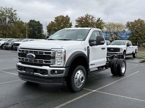 New 2026 Ford F450 XLT w/ XLT Value Package image 5