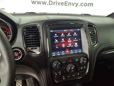 Used 2018 Dodge Durango SRT w/ SRT Interior Appearance Group AWD/4WD image 18