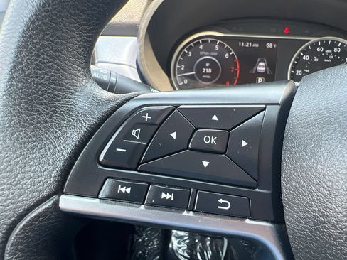 Used 2024 Nissan Versa SV FWD image 24