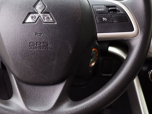 Used 2019 Mitsubishi Eclipse Cross LE AWD/4WD image 55
