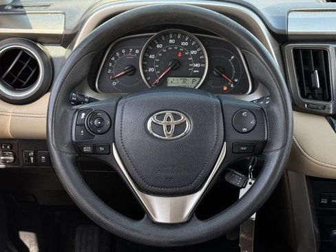 Used 2014 Toyota RAV4 XLE image 12