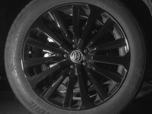 Used 2025 Toyota Highlander XSE image 15