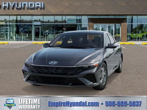 New 2026 Hyundai Elantra SE FWD image 6