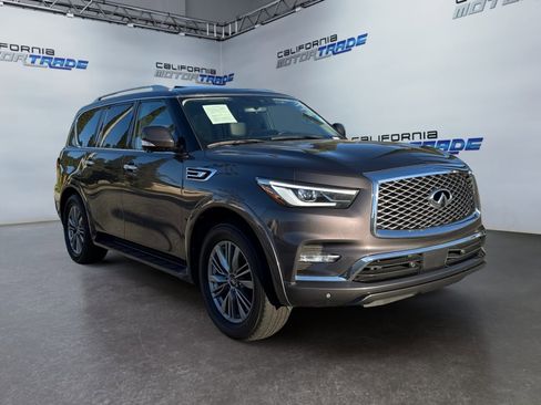 Used 2023 INFINITI QX80 Luxe w/ Cargo Package image 3