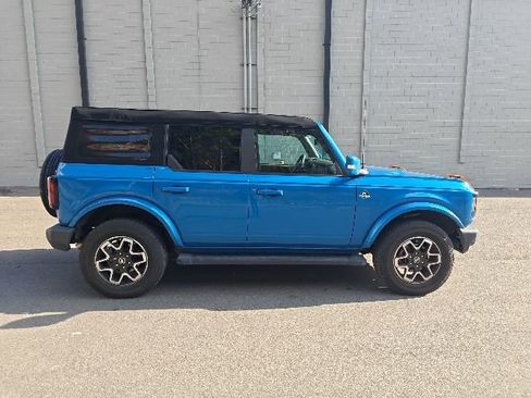 Used 2023 Ford Bronco Outer Banks image 12