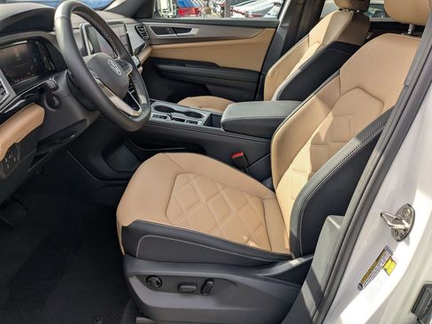 New 2026 Volkswagen Atlas Cross Sport SE image 14