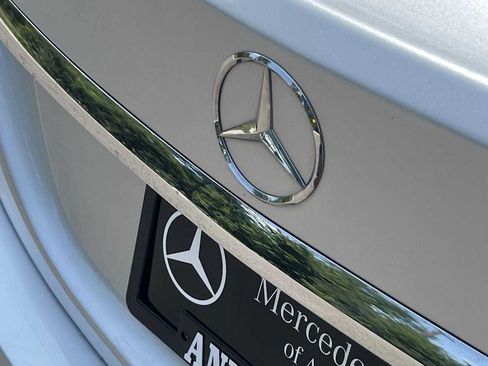 Used 2017 Mercedes-Benz C 300 4MATIC Sedan image 21