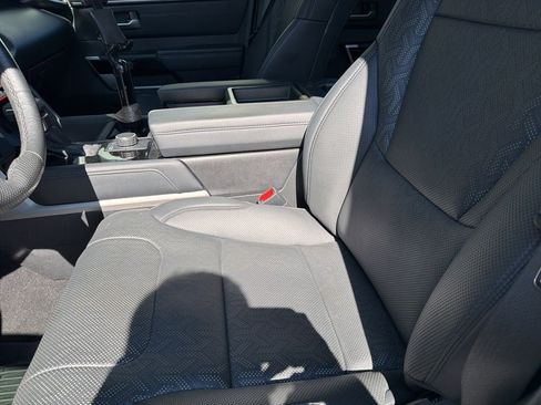 Used 2022 Toyota Tundra Limited image 10