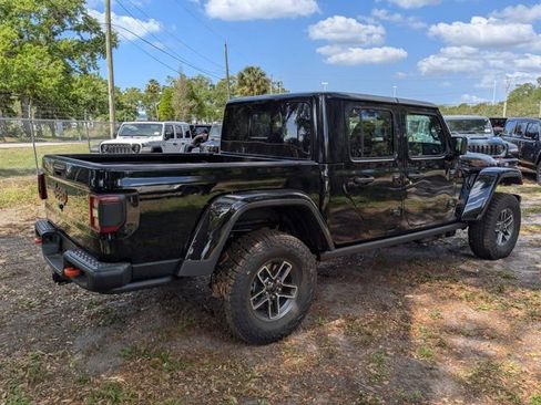 New 2026 Jeep Gladiator Mojave image 3