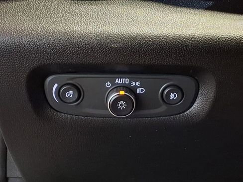 Used 2018 Chevrolet Traverse High Country image 19