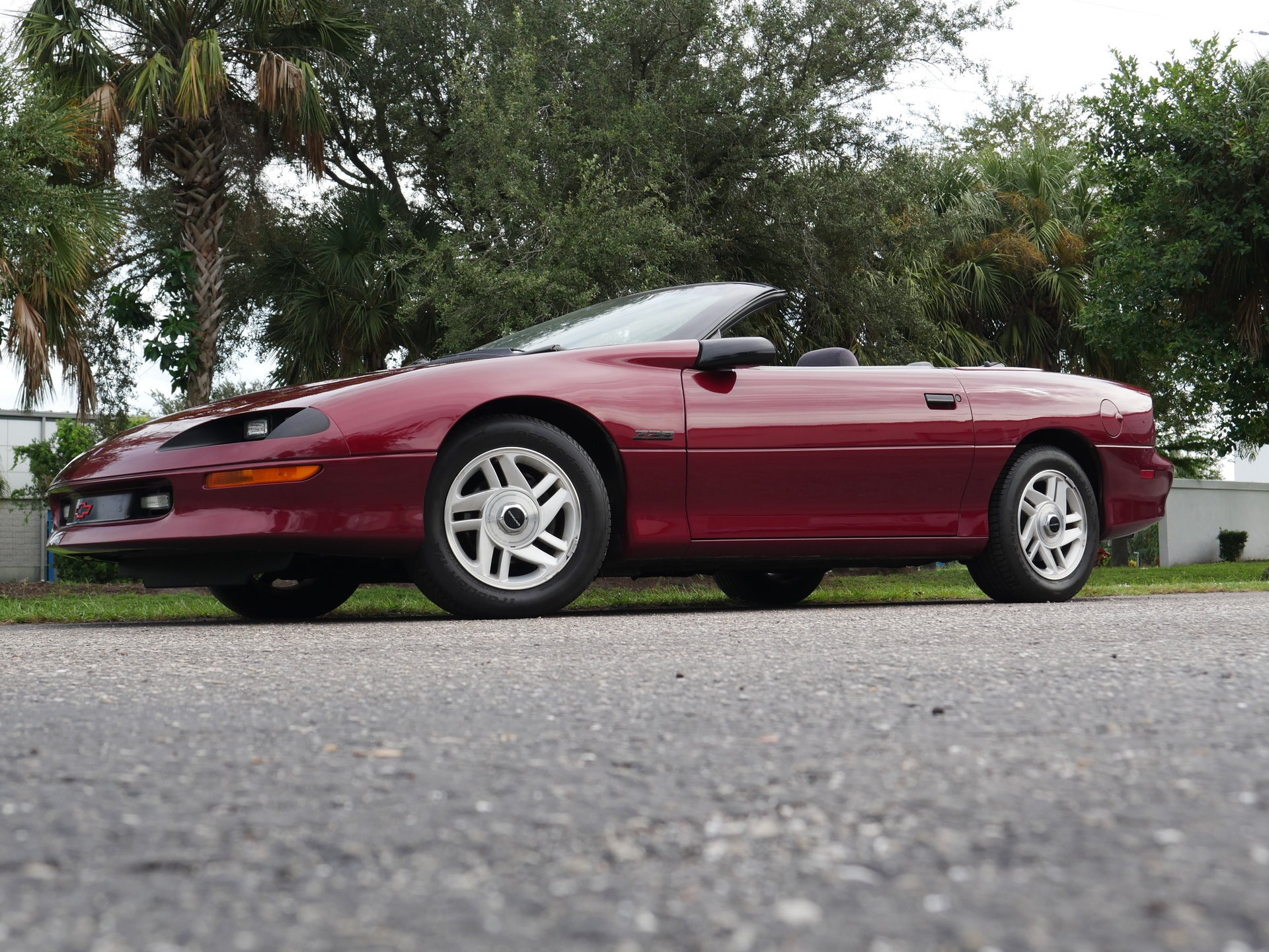 Used 1994 Chevrolet Camaro Z28 RWD image 11