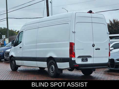 Used 2024 Mercedes-Benz Sprinter 2500 image 5