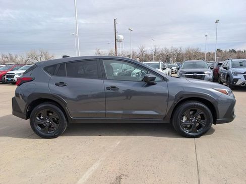Used 2024 Subaru Crosstrek 2.0i image 2