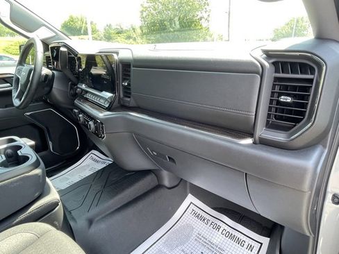New 2025 Chevrolet Silverado 1500 LT w/ Safety Package image 33