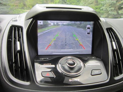 Used 2017 Ford Escape Titanium AWD/4WD image 8