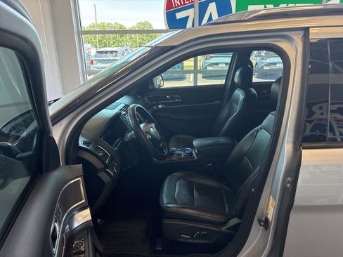 Used 2016 Ford Explorer Limited AWD/4WD image 16