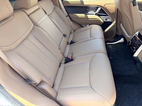 New 2026 Land Rover Range Rover SE AWD/4WD image 12