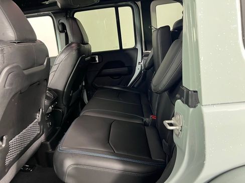 Used 2024 Jeep Wrangler Unlimited Rubicon 4xe image 25