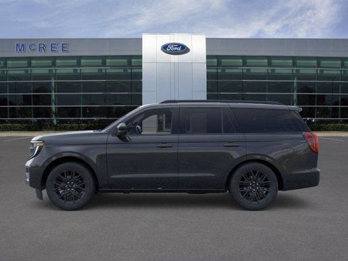 New 2026 Ford Expedition Platinum w/ Stealth Appearance Package AWD/4WD image 3