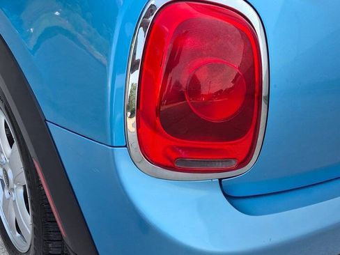Used 2015 MINI Cooper 4-Door Hardtop FWD image 14