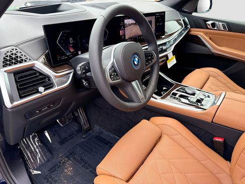 New 2026 BMW X5 xDrive50e AWD/4WD image 26